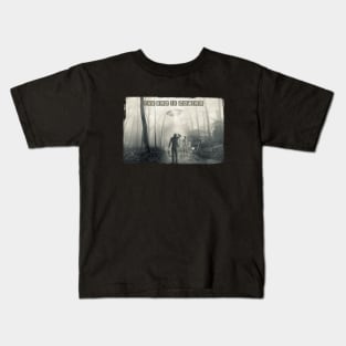 the end is coming Kids T-Shirt